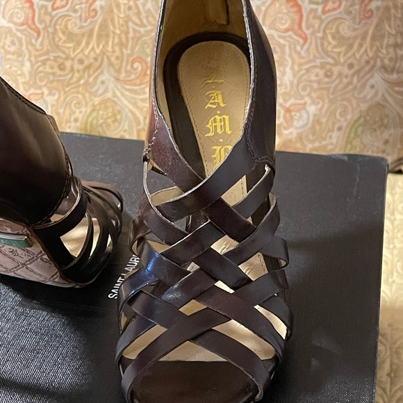 L.A.M.B brown shoes. goes with most outfits. Used only twice. It’s a size 8M. - Picture 8 of 8